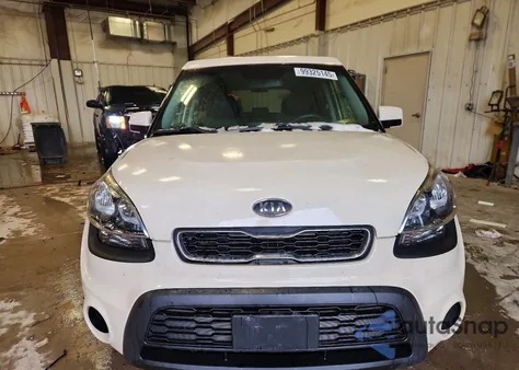 2012 Kia Soul из США, поврежденный, VIN KNDJT2A5XC7448372